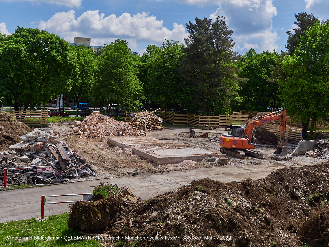 17.05.2022 - Baustelle am Haus für Kinder in Neuperlach